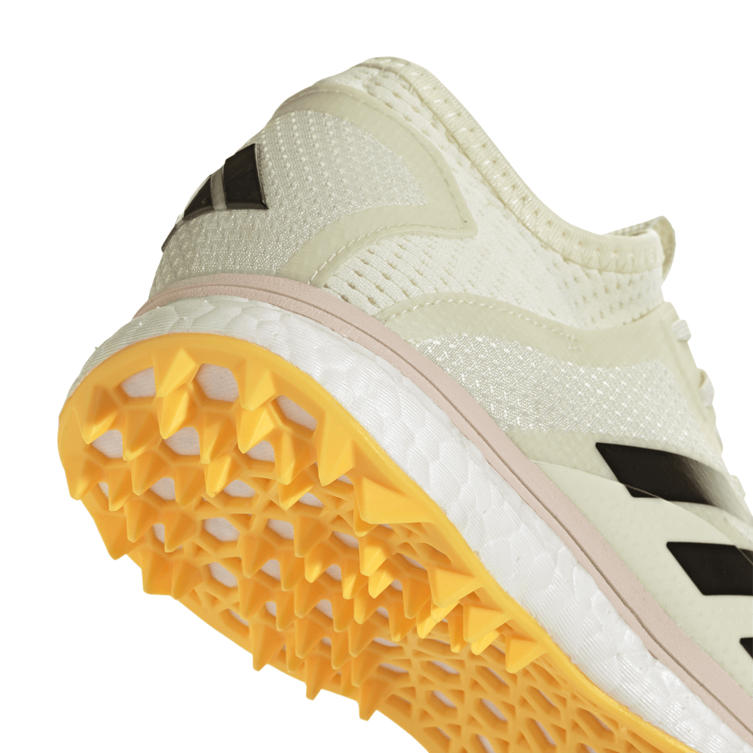 Adidas Hockey | Adidas Hockey Fabela X Empower Ivory (2024) | Fabela X Empower Ivory (2024) - EUR 36 | UK 3.5 | Total Hockey