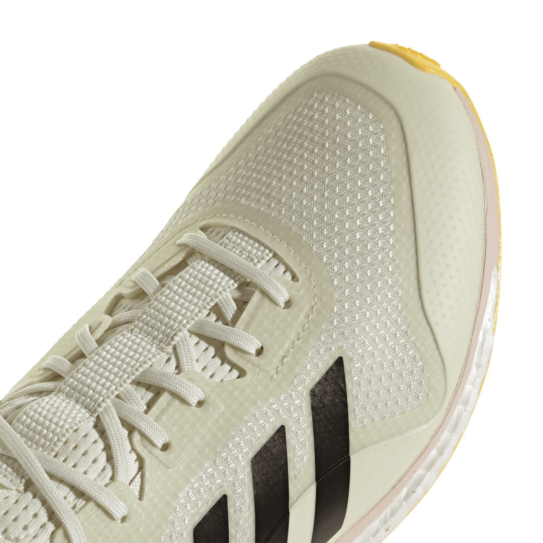 Adidas Hockey | Adidas Hockey Fabela X Empower Ivory (2024) | Fabela X Empower Ivory (2024) - EUR 36 | UK 3.5 | Total Hockey