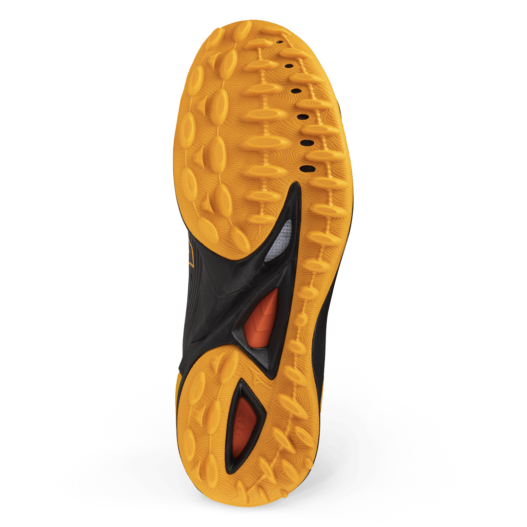 Mizuno | Mizuno Wave Leopardus Black (2024) | Wave Leopardus Black (2024) - EUR 36.5 | UK 4 | Total Hockey