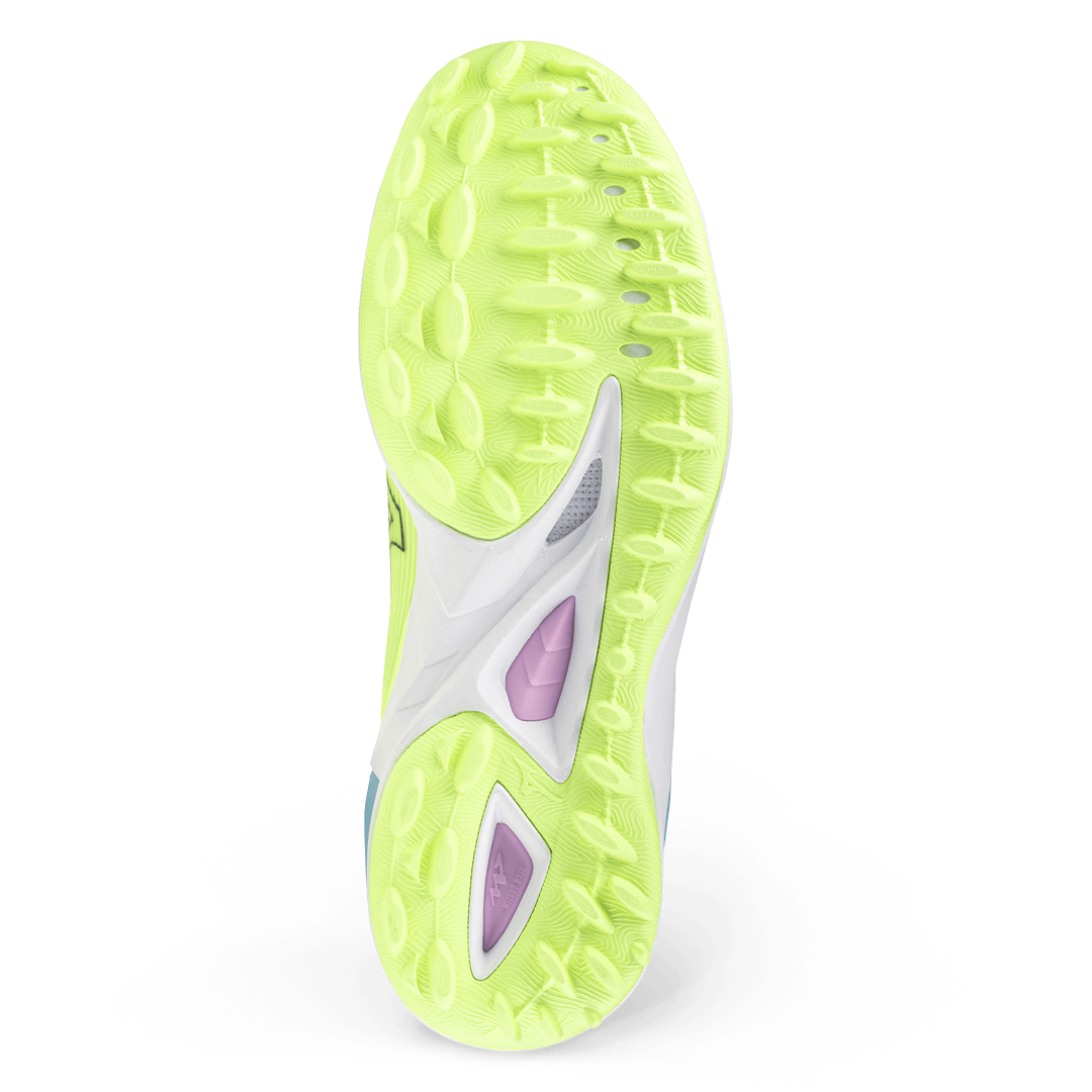 Mizuno | Mizuno Wave Leopardus Neo Lime (2024) | Wave Leopardus Neo Lime (2024) - EUR 36.5 | UK 4 | Total Hockey