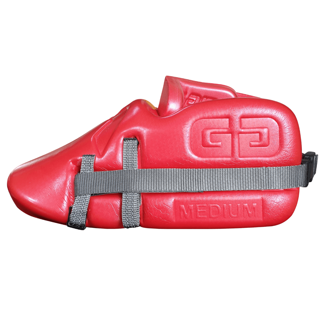 Mercian Hockey | Mercian Hockey Genesis 1 Kickers Red | Genesis 1 Kickers Red - Red / Medium | Total Hockey