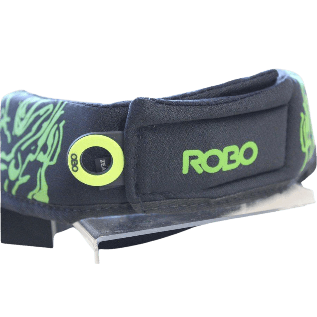 OBO | OBO ROBO Throat Guard with Bib | ROBO Throat Guard with Bib - Black/Green / One Size | Total Hockey