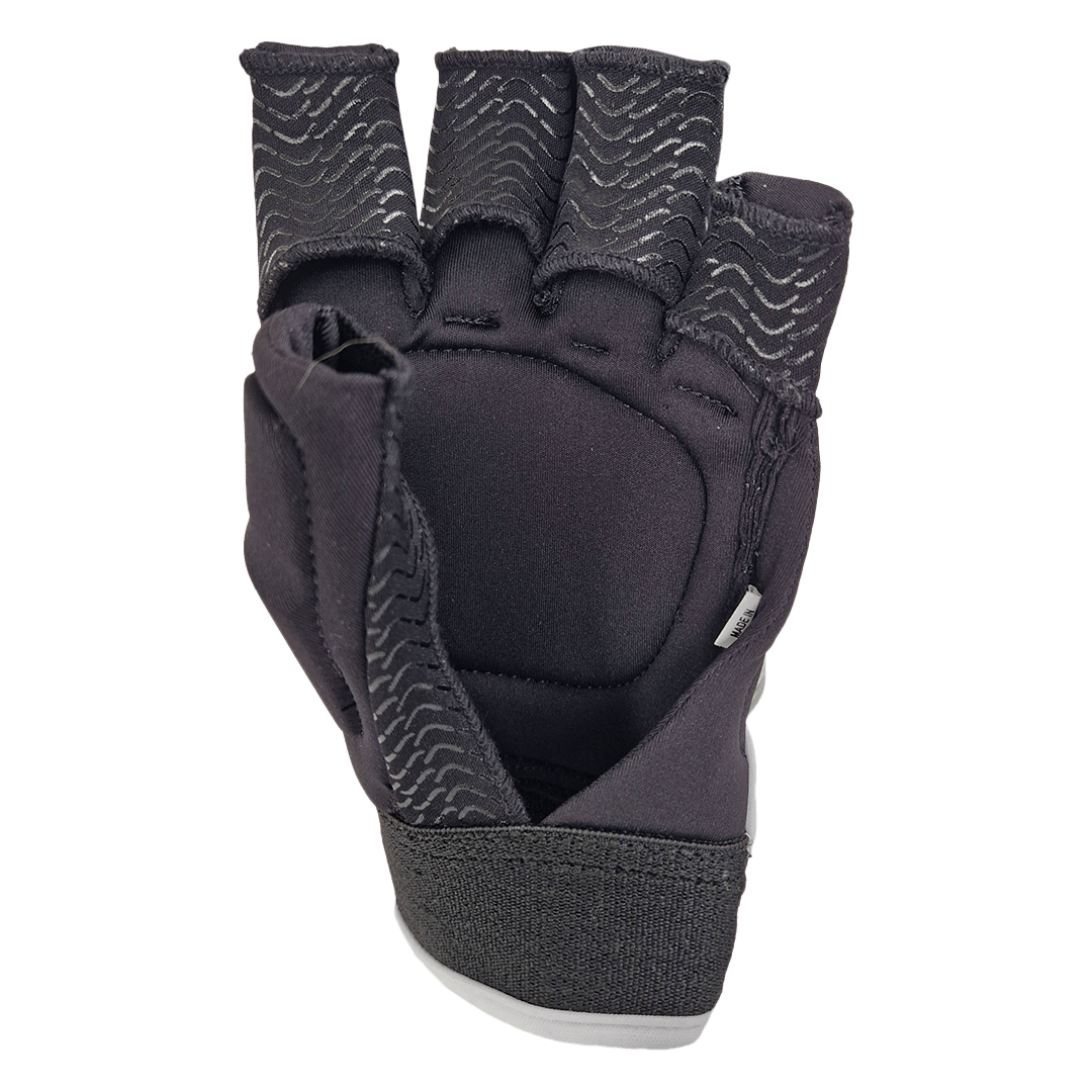 Mercian Hockey | Mercian Hockey Evolution Player Glove Right Hand | Evolution Player Glove Right Hand - Black / XSmall | Total Hockey