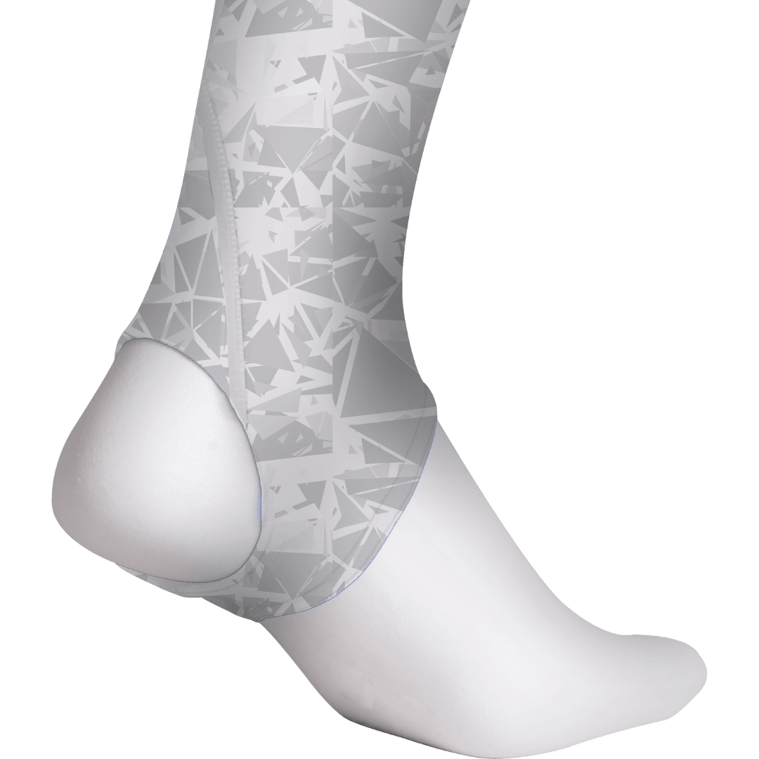 Shrey Hockey | Shrey Hockey Shinliners With Stirrup - White | Shinliners With Stirrup - White - White / Senior | Total Hockey