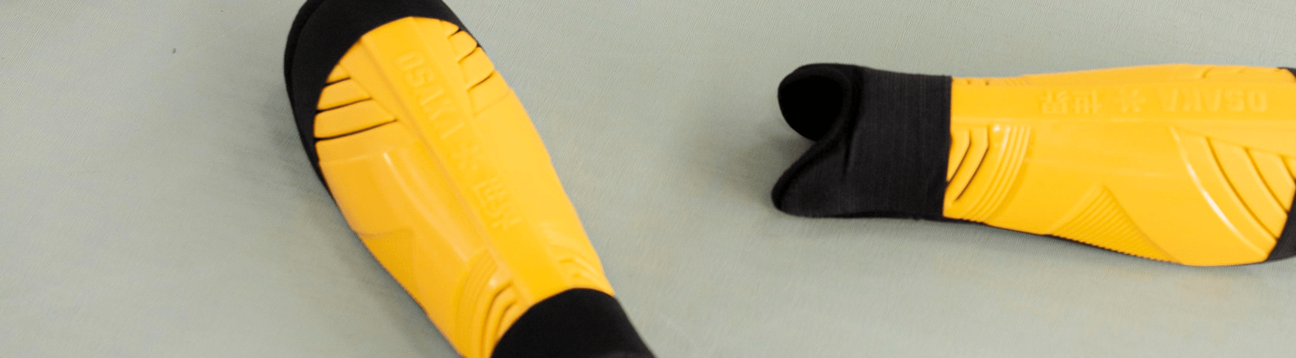 OSAKA Hockey Shin Pads
