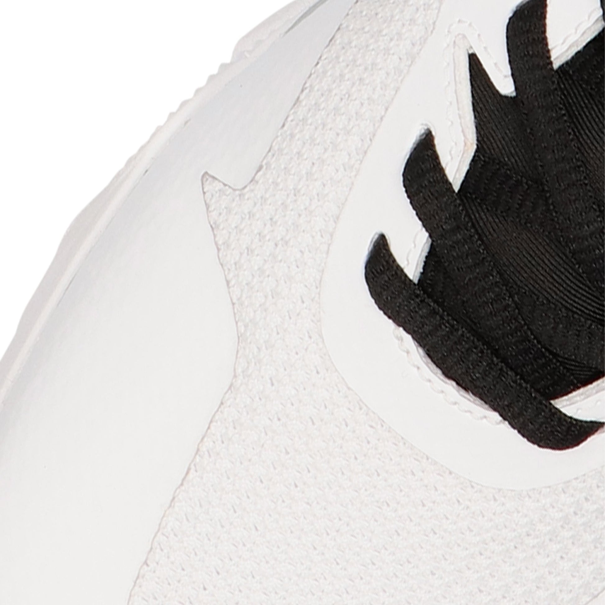 OSAKA Hockey | OSAKA Hockey KAI Mk1 Pro Tour Iconic White (2025) | KAI Mk1 Pro Tour Iconic White (2025) - EUR 35.5 | UK 2.5 | Total Hockey