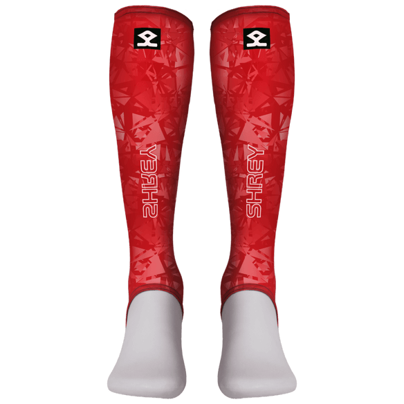 Shrey Hockey | Shrey Hockey Shinliners With Stirrup - Red | Shinliners With Stirrup - Red - Red / Senior | Total Hockey
